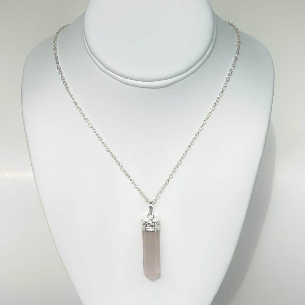 ROSE QUARTZ Necklace